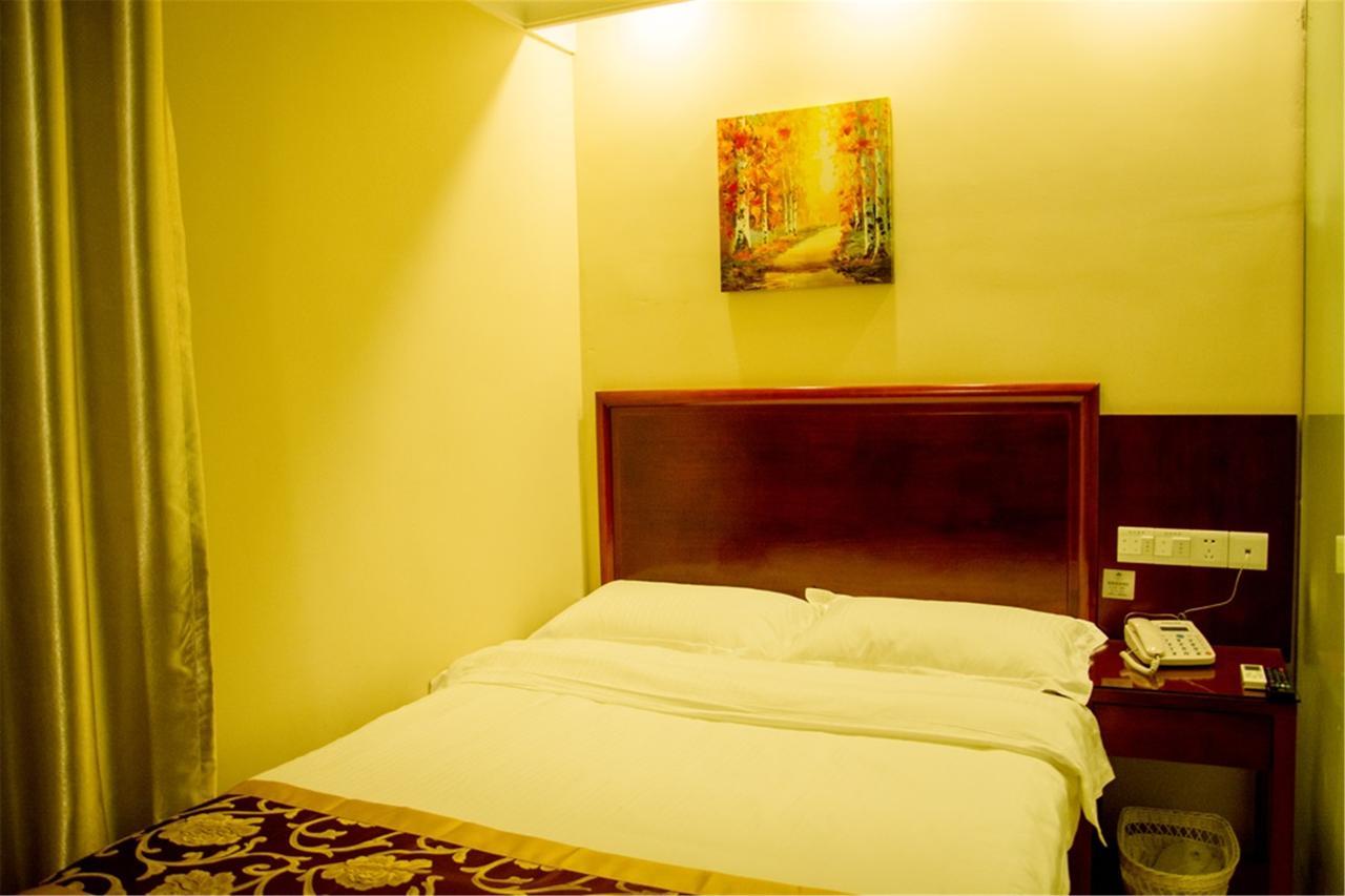 Greentree Inn Shandong Jinan Gaoxin District South Gongye Road Middle Aoti Road Express Hotel Bagian luar foto