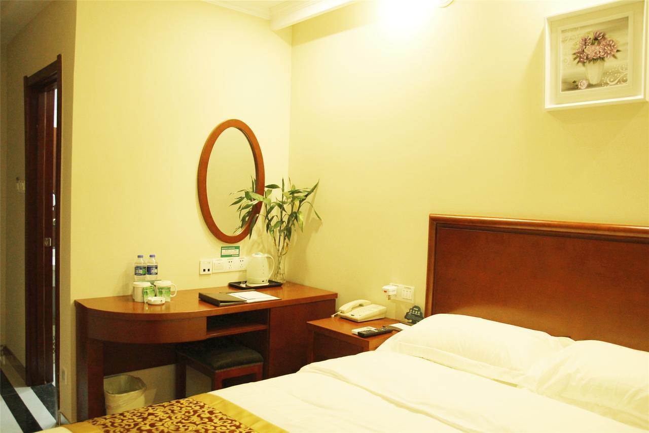 Greentree Inn Shandong Jinan Gaoxin District South Gongye Road Middle Aoti Road Express Hotel Bagian luar foto