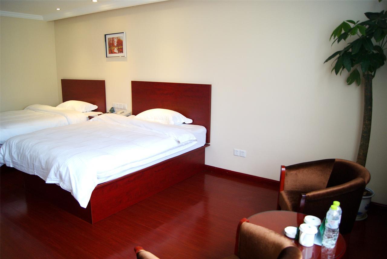 Greentree Inn Shandong Jinan Gaoxin District South Gongye Road Middle Aoti Road Express Hotel Bagian luar foto