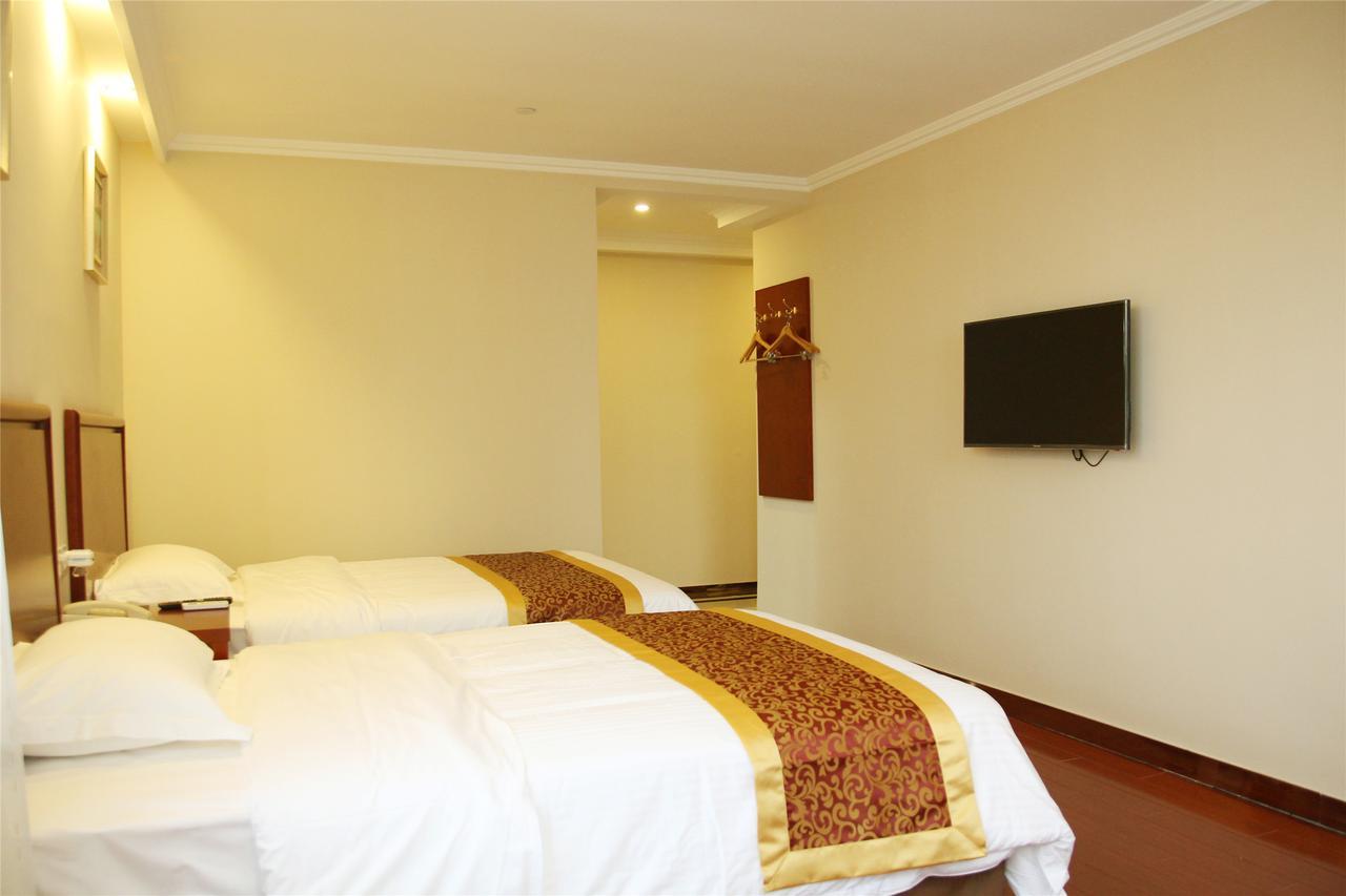 Greentree Inn Shandong Jinan Gaoxin District South Gongye Road Middle Aoti Road Express Hotel Bagian luar foto